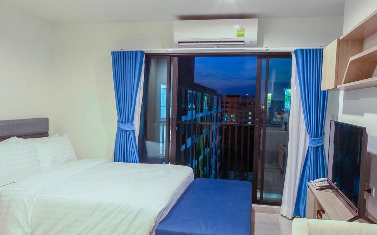 Niche Mono Sukhumvit 50 By Ariva Hotel Bangkok Exterior foto